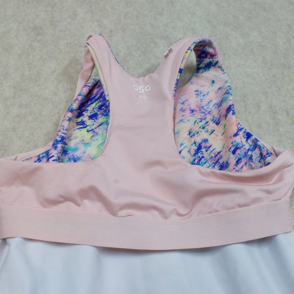 DSG Multicolor Abstract Pattern Top - Picture 5 of 6